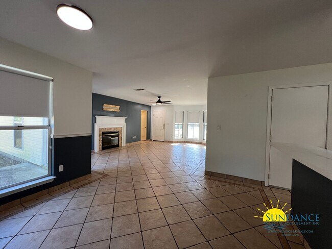 Foto del edificio - Gorgeous 3 Bedroom Home in Crestview!