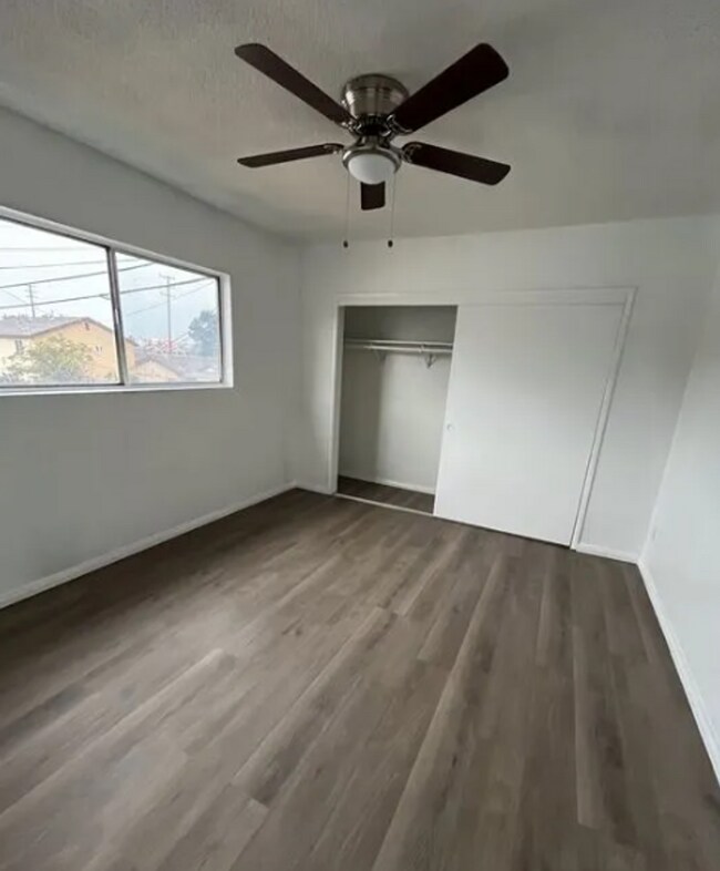 Foto del edificio - 825 E 28th St