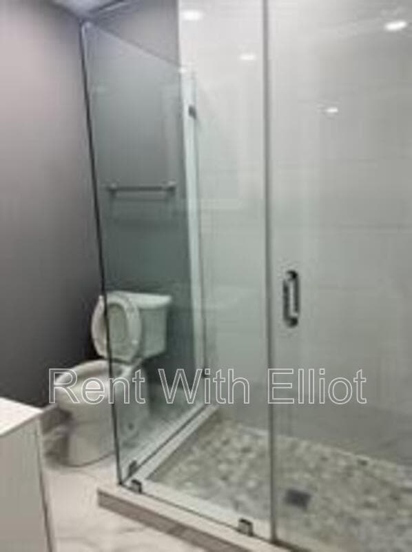 Photo - 2218 Roosevelt St House