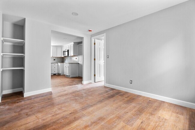 Foto del edificio - 389 Highland Ave