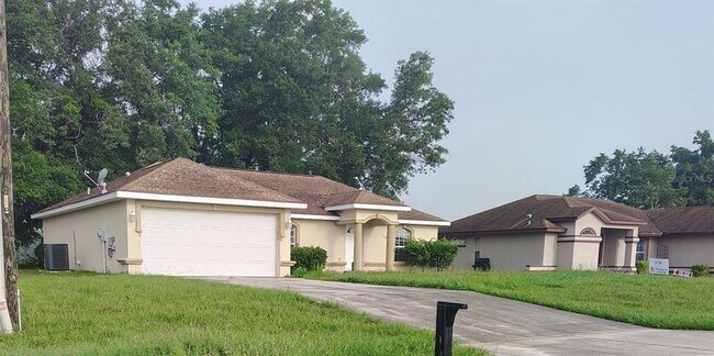 Building Photo - 13700 SW 48th Ct