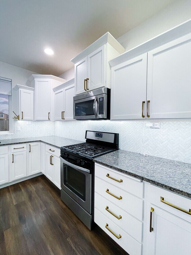 Building Photo - 4709 Santa Cruz Ln