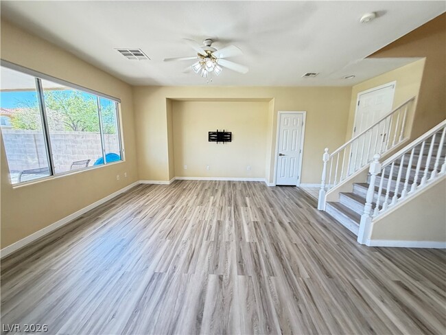 Building Photo - 5360 Cielo Oro St