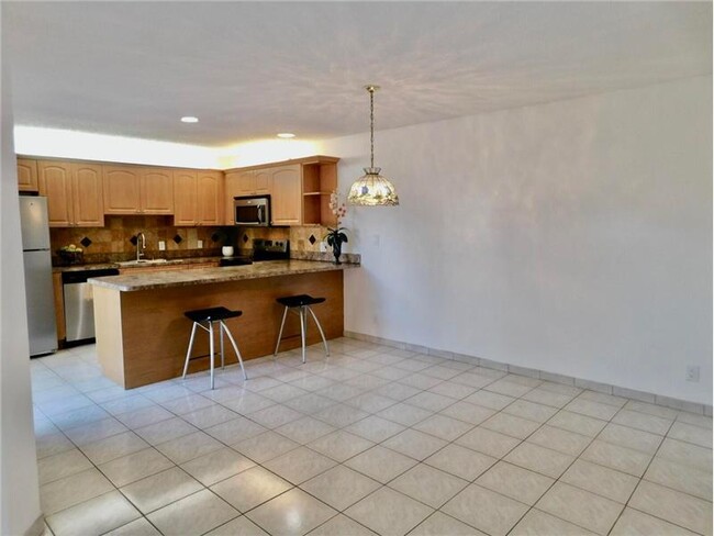 Building Photo - 4215 Turnberry Cir