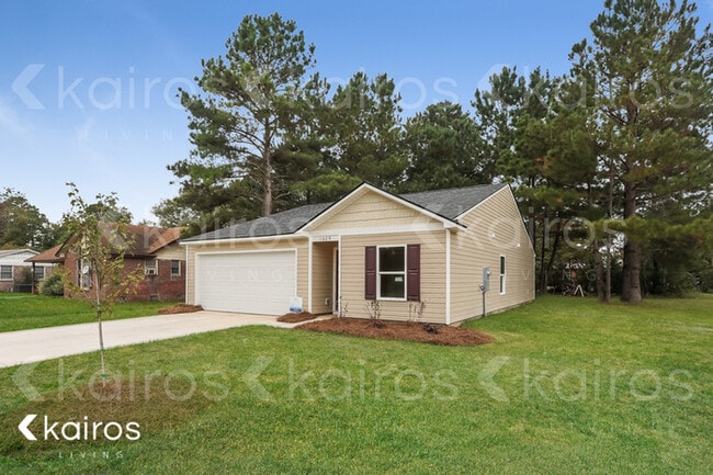 Building Photo - 1029 E Macree Ter