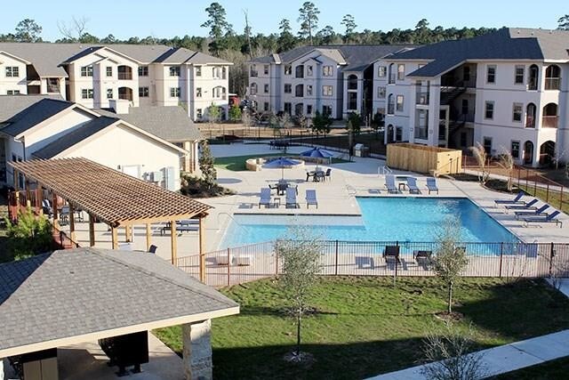 Foto del edificio - 425 McCaleb Rd