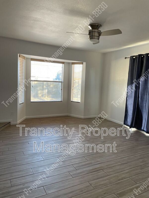 Foto del edificio - 630 E Jensen St