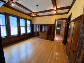Building Photo - 607 N Humphrey Ave