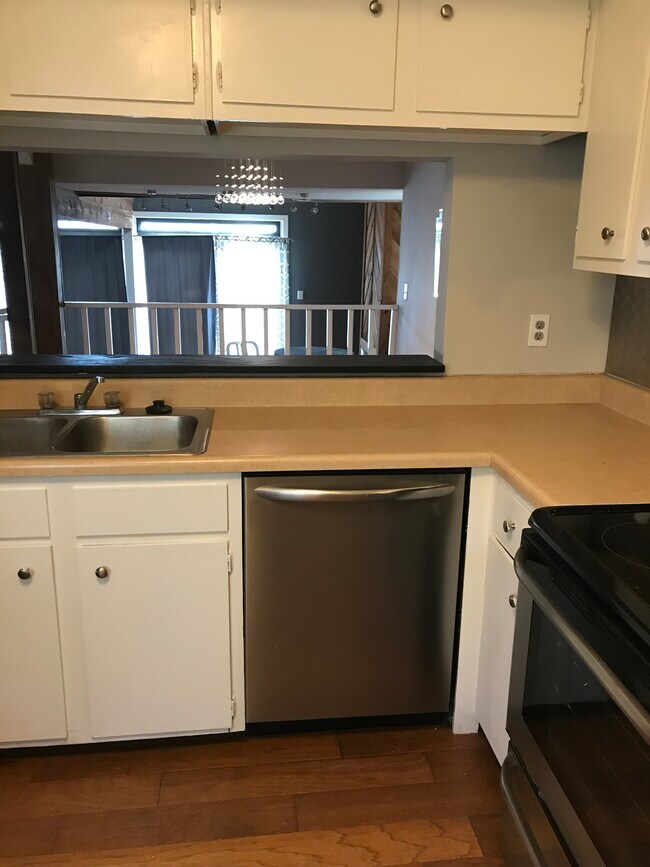 Foto del edificio - 5622 Clarke Address