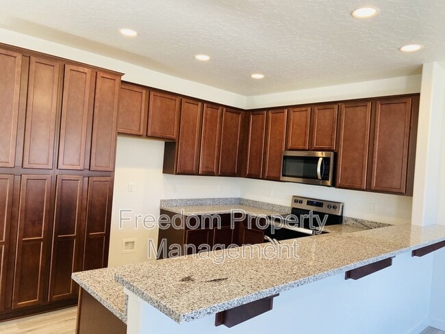 Building Photo - 5553 E Bollo St