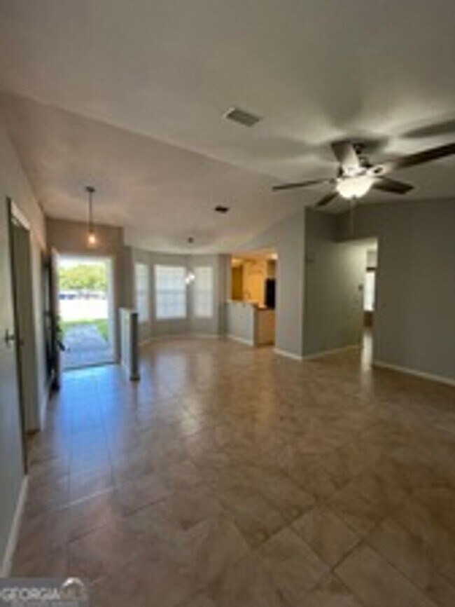 Building Photo - 109 Shearman Way