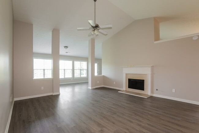 Building Photo - 1007 Harbor View Ln