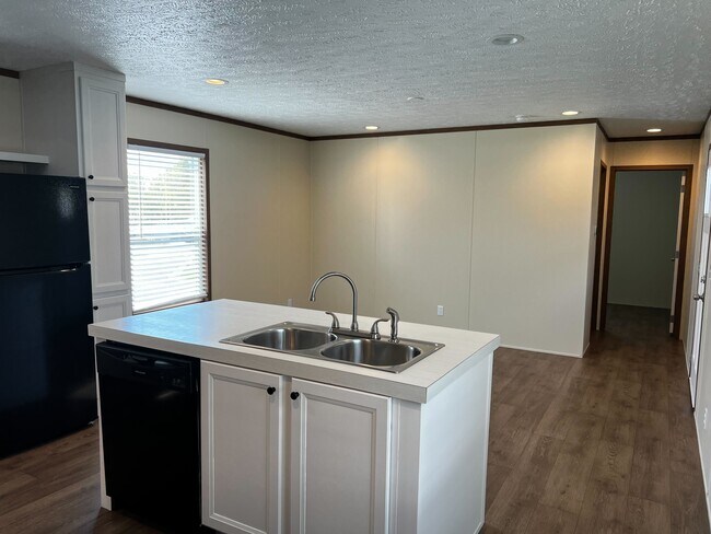 Foto del edificio - 709 N Collins Fwy