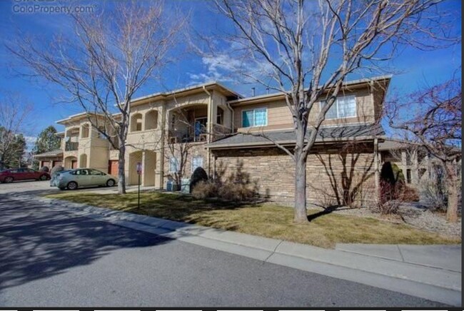 Foto del edificio - 1703 Whitehall Dr