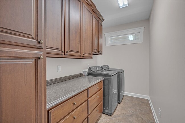 Building Photo - 137 Crawford Lake Dr