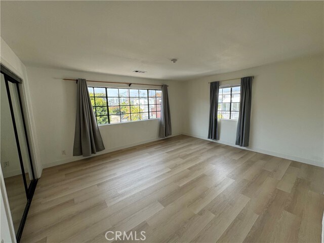 Foto del edificio - 526 S Catalina Ave