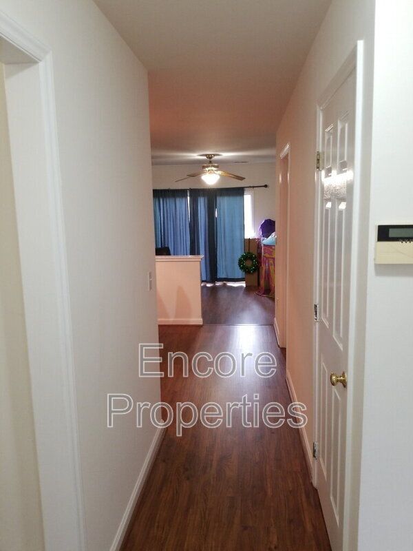 Foto del edificio - 4201 Sunscape Ln