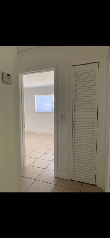 Foto del edificio - 401 SW 8th St