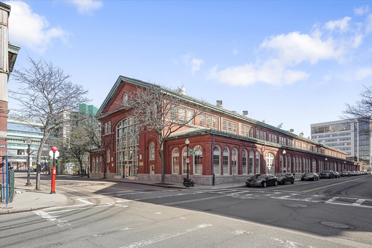 Primary Photo - 106 13th St