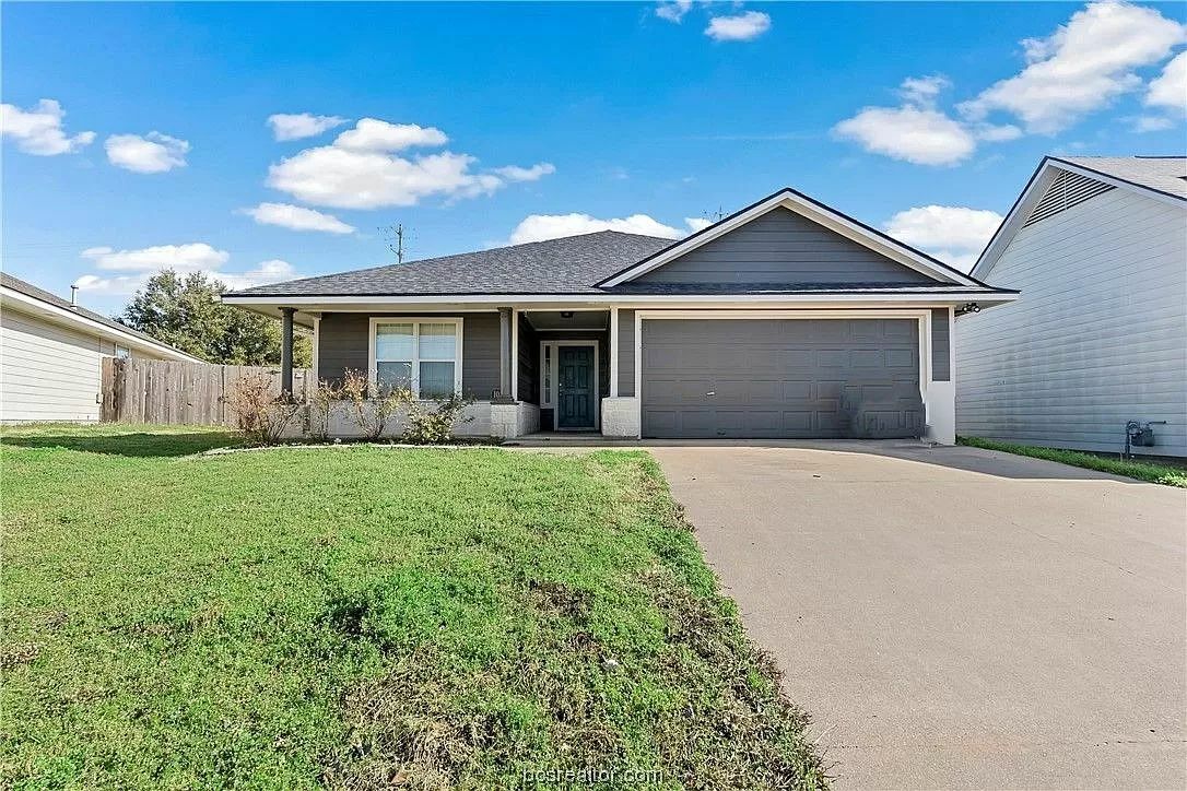 Primary Photo - 1039 Windmeadows Dr