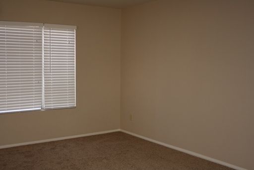 Building Photo - Beautiful 2 Story Home in the Southwest