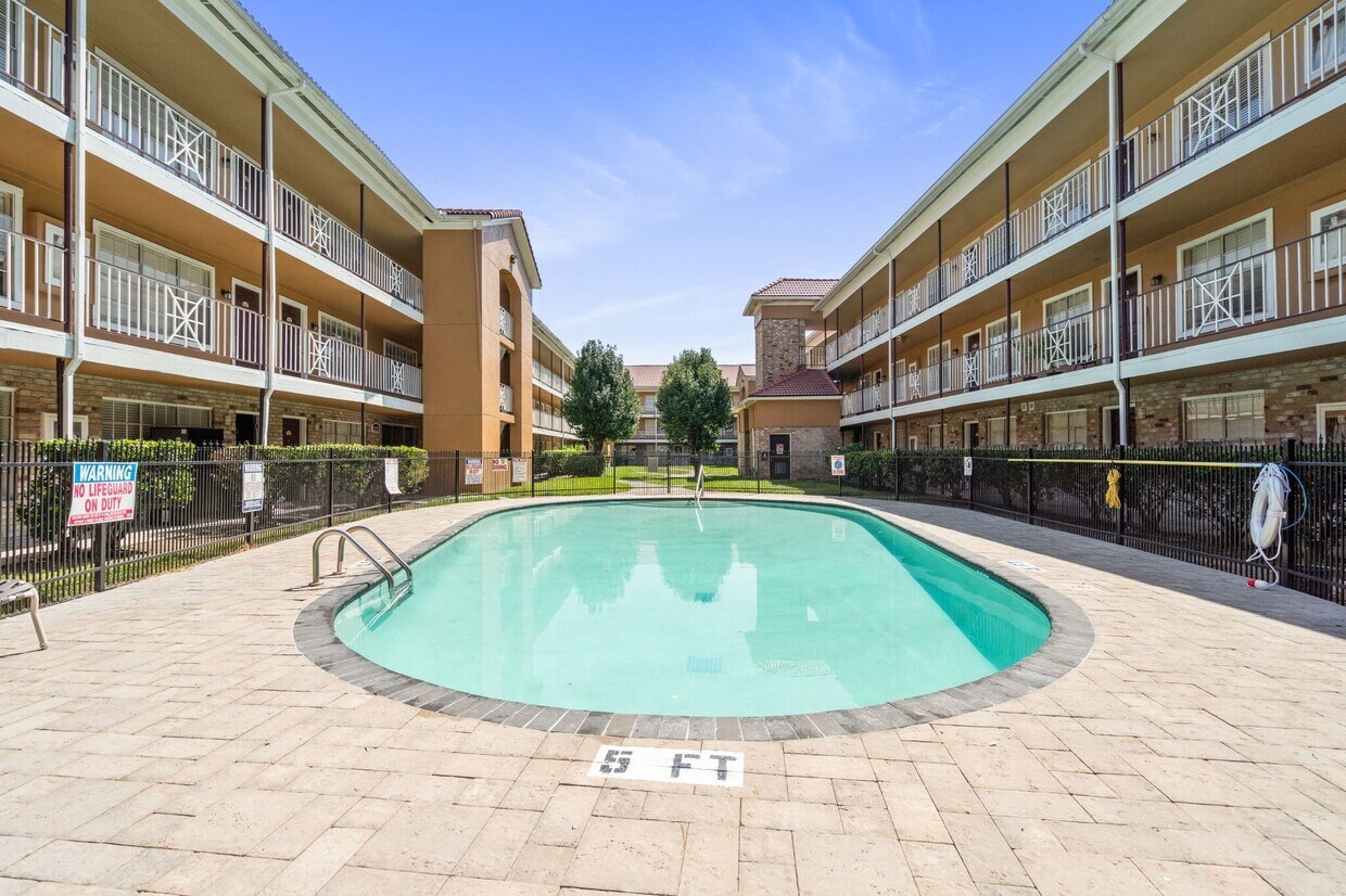 Primary Photo - 6259 Westheimer Rd
