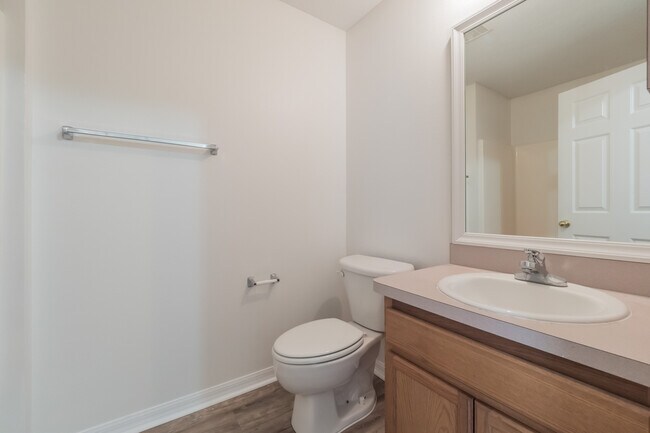 Foto del edificio - 502 Paulling Dr