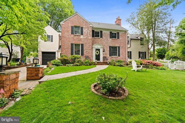 Foto del edificio - 5301 Worthington Dr