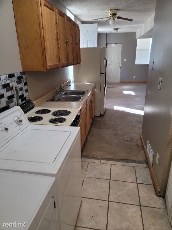 Building Photo - 2 br, 1 bath House - 1949 S 12th St 1 Unit 1