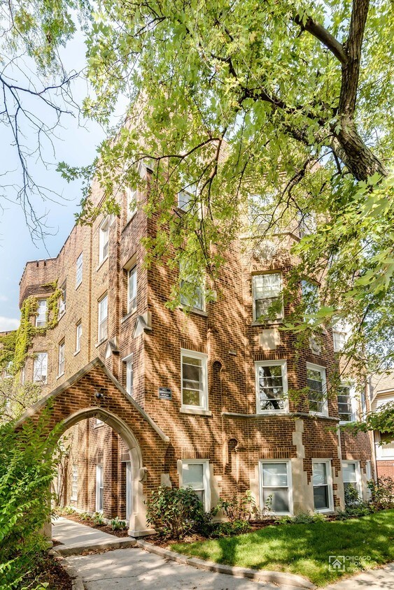 Kimball 5324 N Apartments in Chicago, IL