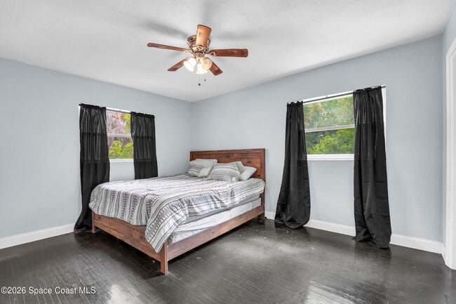 Foto del edificio - 1306 S Lakemont Dr