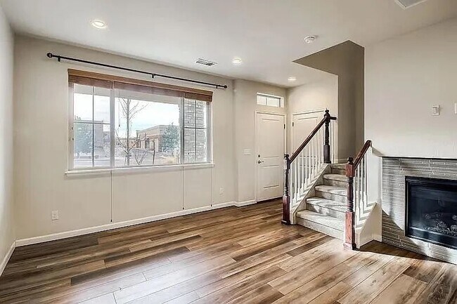 Foto del edificio - Lovely 2 bedroom townhouse in Centennial