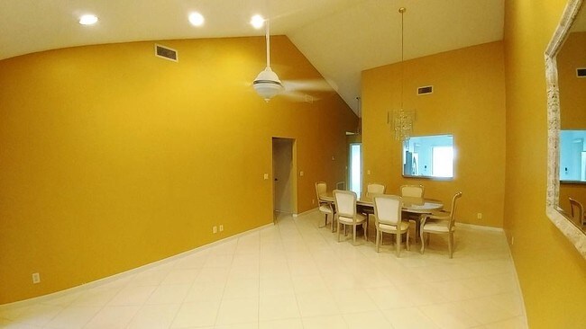 Foto del edificio - 10780 Waterberry Dr
