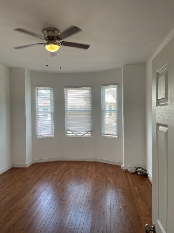 Building Photo - 2021 W Saratoga St