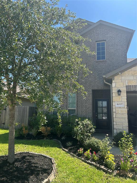 Building Photo - 8007 Pinebrook Arbor Ct