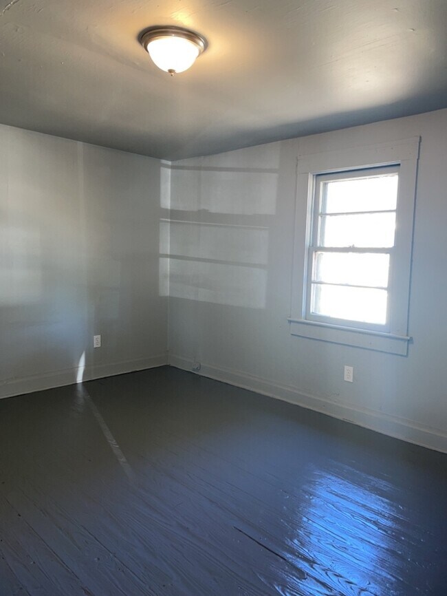 Foto del edificio - 2 Bedroom 1 Bathroom