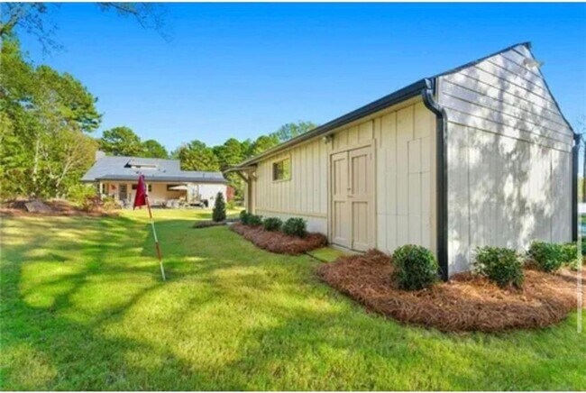 Foto del edificio - 5006 Suwanee Dam Rd