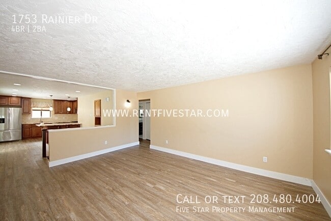 Building Photo - 1753 Rainier Dr