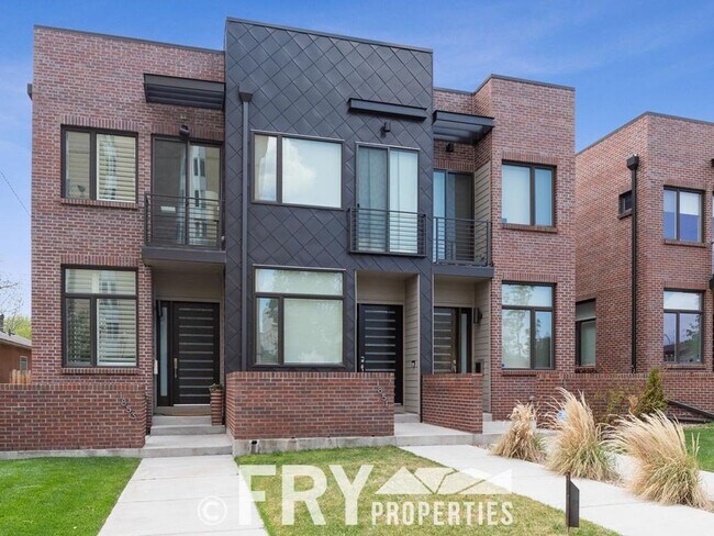 Cutting Edge Townhome in DU/Platte Park - Cutting Edge Townhome in DU/Platte Park
