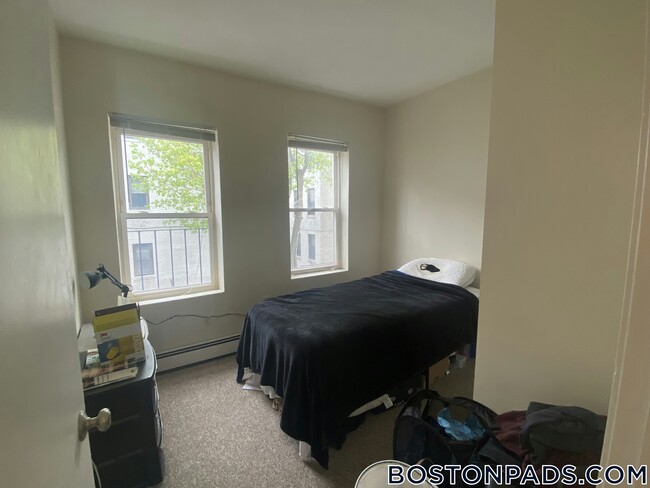 Building Photo - 59 S Huntington Ave