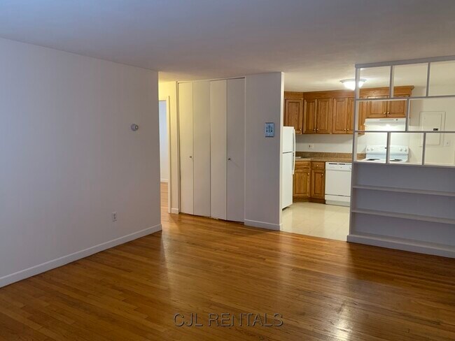 Photo - 67 Grove St Apartment