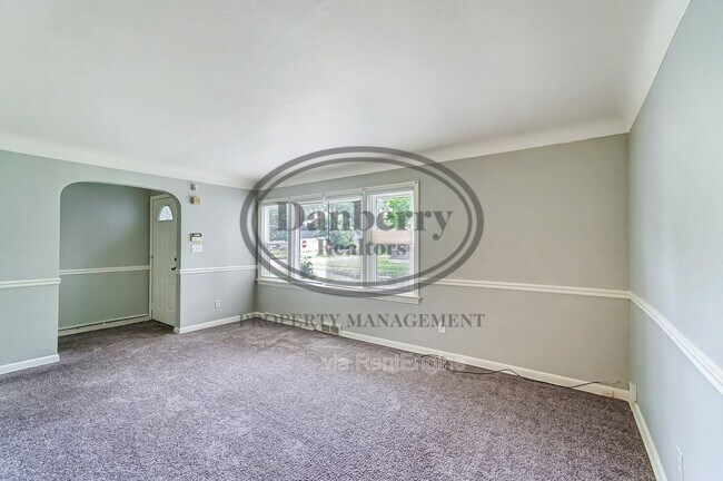 Foto del edificio - 833 Turner Ave