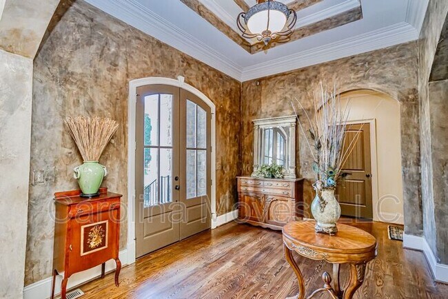 Photo - 3202 SC-14 House