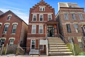 Building Photo - 1645 W 17th St