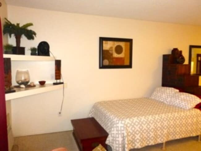 Foto del edificio - 355 Kalanianaole St