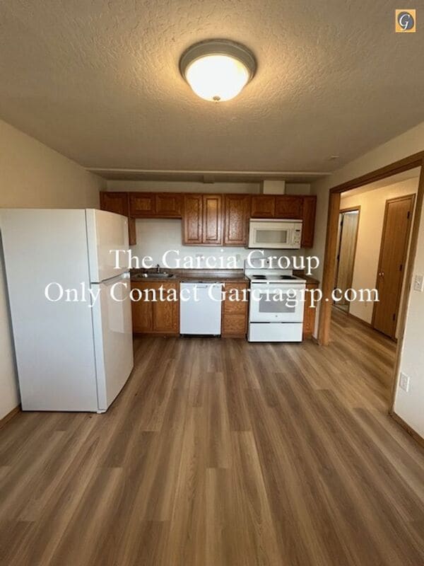 Photo - 92 E Burnside St Apartment