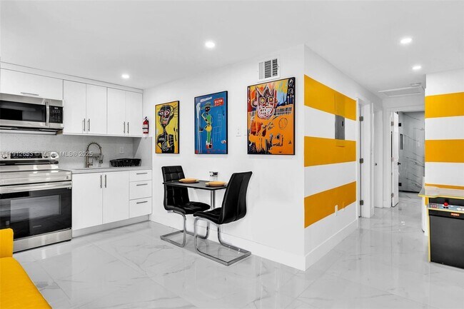 Foto del edificio - 923 NW 110th St