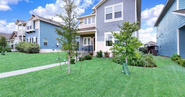 Building Photo - 206 Mossycup Dr