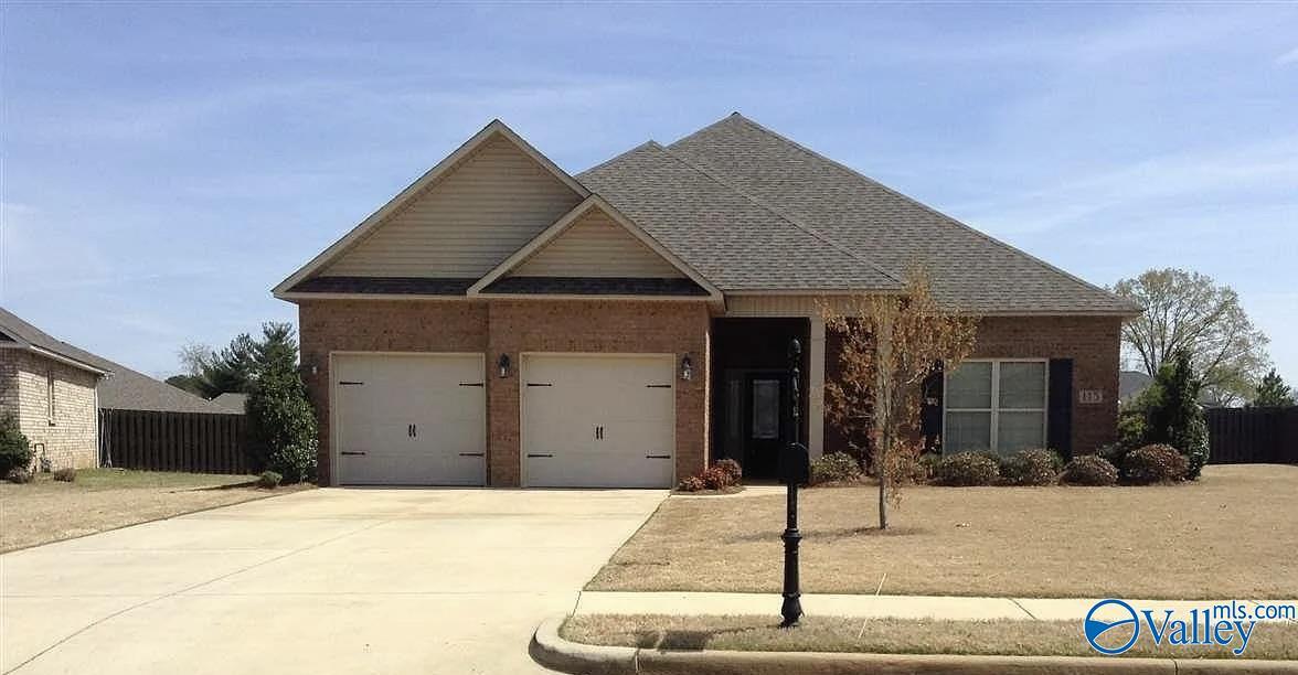 Foto principal - 115 Somer Creek Ln