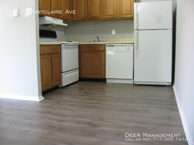Building Photo - 3552 Montclare St